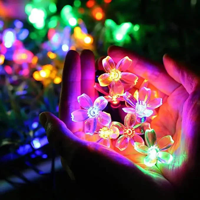 Gardentwinkle | Solar Flower Lights