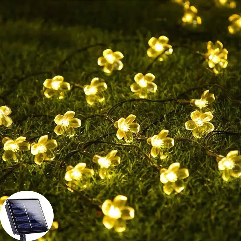 GardenTwinkle Solar Flower Garden Light – 6.5m/7m, 30/50 LEDs, Warm White/Cold White/Multicoloured