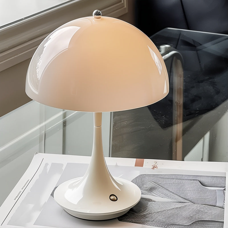 Lumenique | LED Table Lamp