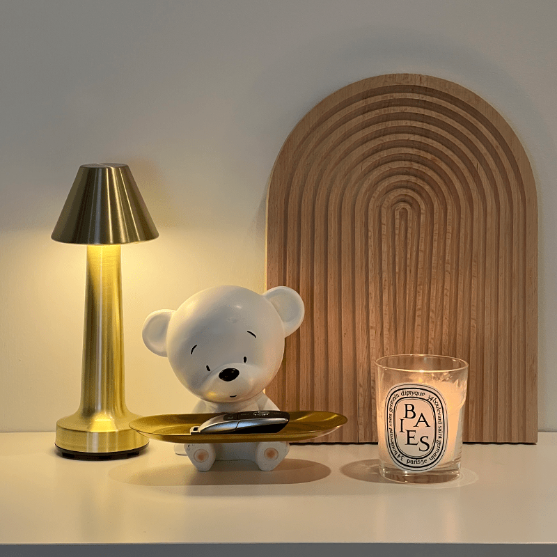 Velossa | Wireless LED Table Lamp
